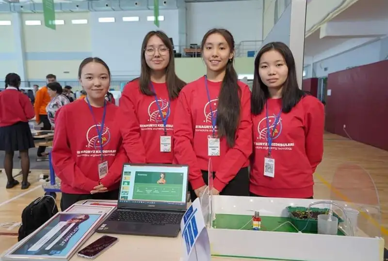 Абай вилояти ўқувчилари ақлли иссиқхона барпо этди