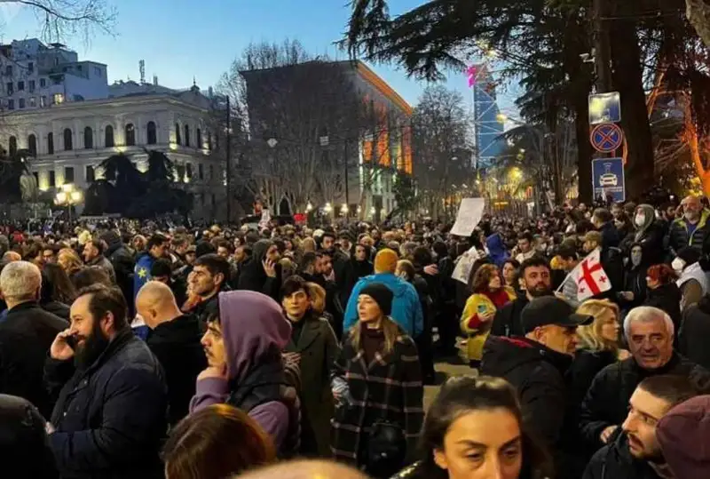 گرۋزيادا شەتەل اگەنتتەرى تۋرالى زاڭ جوباسى كەرى قايتارىلدى