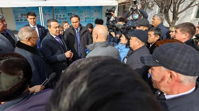 У Жетысуской области есть все ресурсы для развития транзитного потенциала - Алихан Смаилов