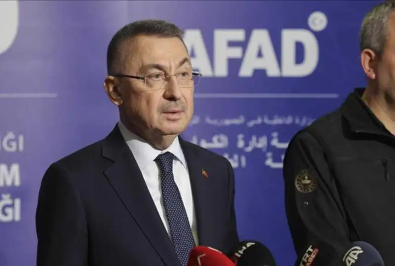 تۇركياداعى جەر سىلكىنىسىنەن 7 مىڭعا جۋىق شەتەلدىك قازا تاپتى
