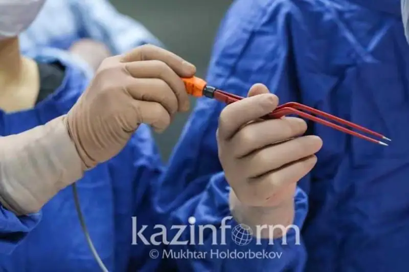 Mańǵystaýda attan qulaǵan balaǵa kranıoplastıka operatsııasy jasaldy