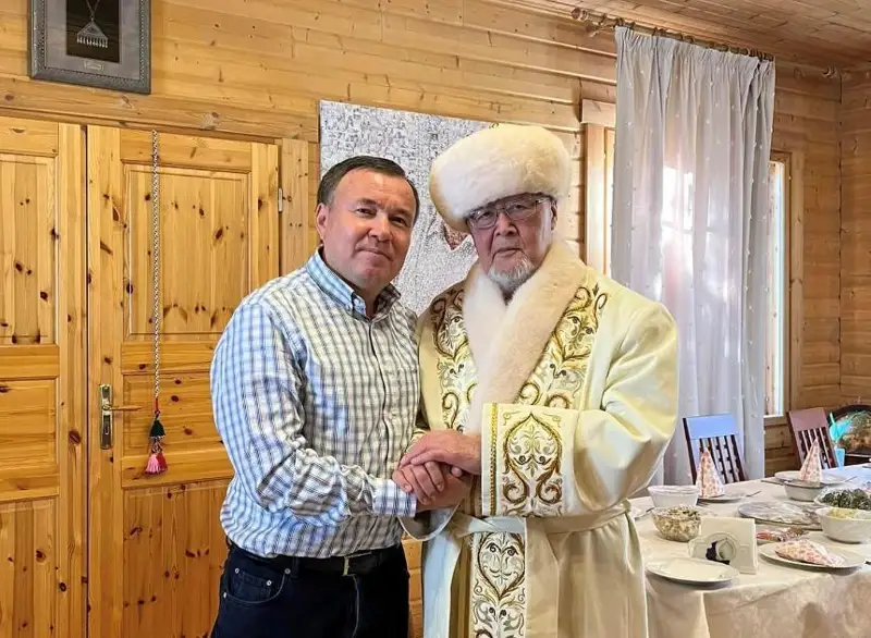 Murat Áýezov seksen jasqa toldy