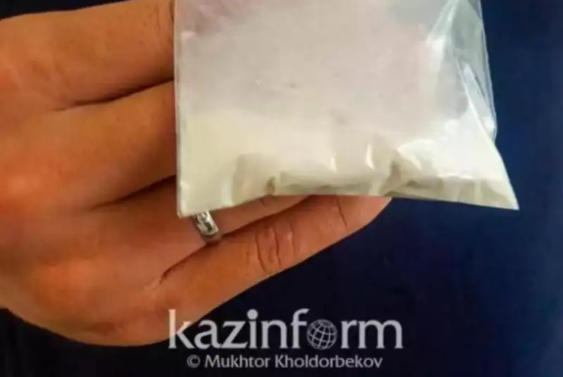 В Атырау у жителя области Абай изъяли 1500 доз мефедрона