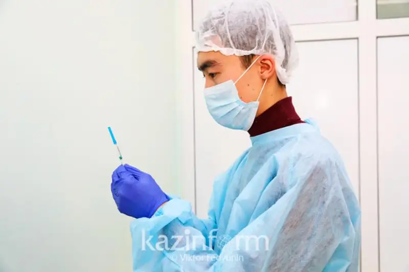 Oqýdy jańa bitirgen jas dárigerler 221 myń teńge jalaqy alady