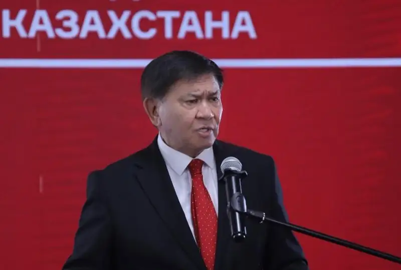 Ермухамет Ертысбаев заявил, что уступит свое место, если фракция НПК в Мажилисе будет небольшая