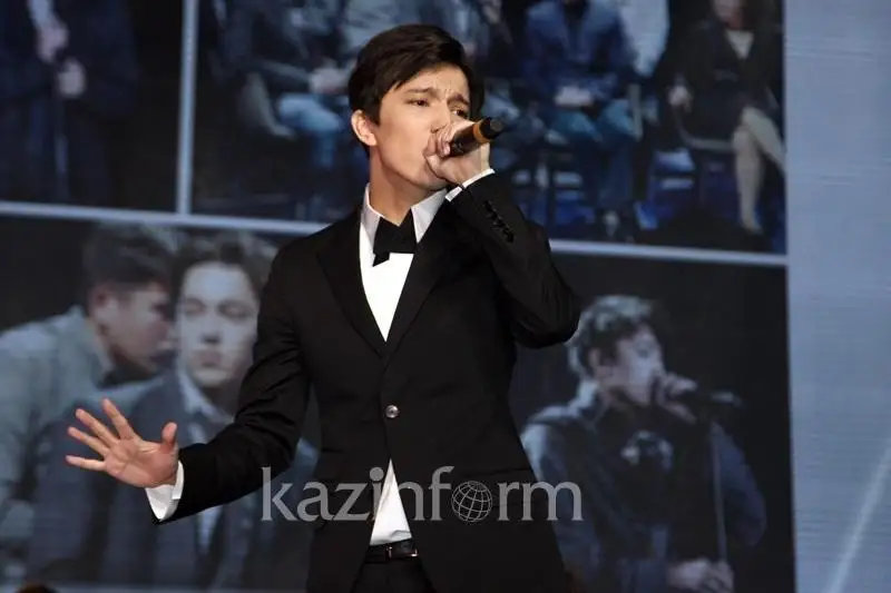 Димаш Кудайберген  представил новый музыкальный клип «Omir»