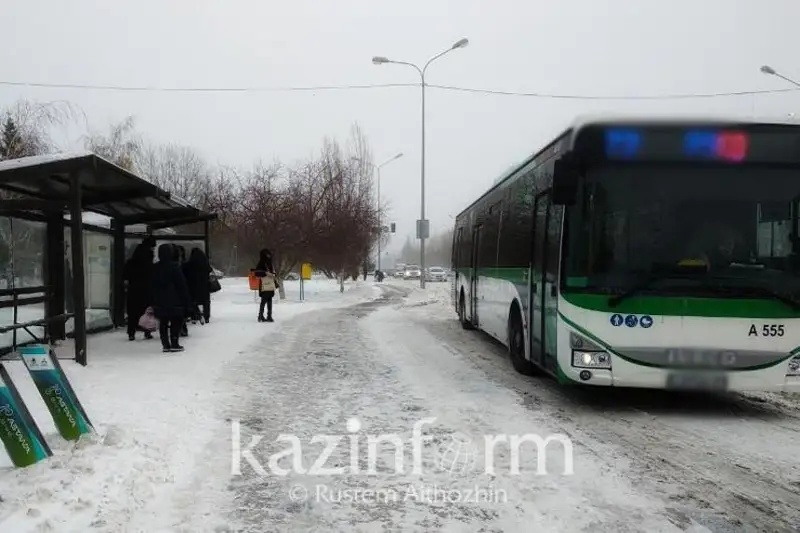 Движение пригородных маршрутов приостановили из-за погоды в Астане