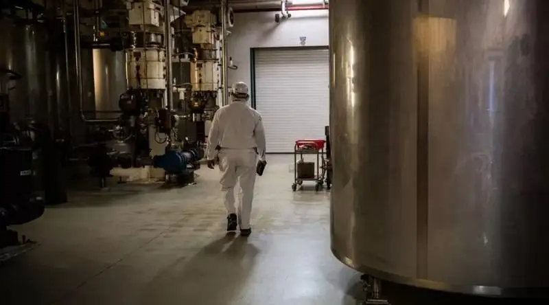 Рабочие упали в чан с шоколадом на фабрике в США