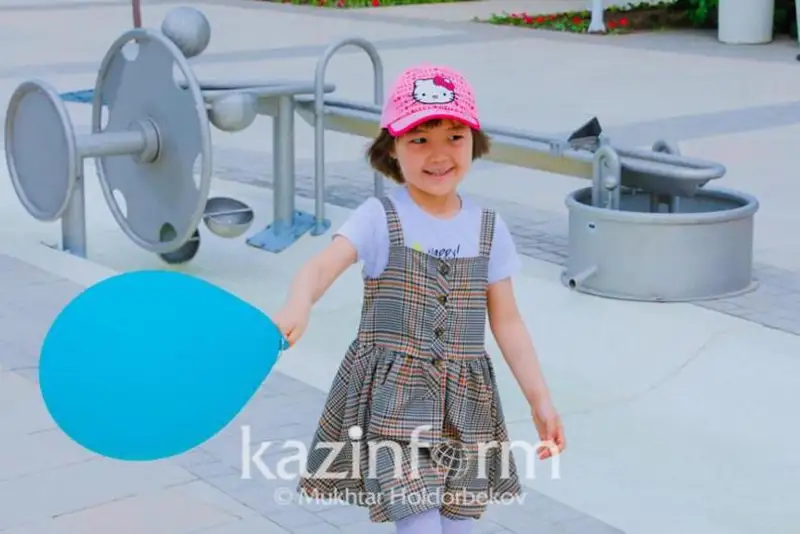 Хориждаги қозоқ болалари учун ёзги оромгоҳ очилди