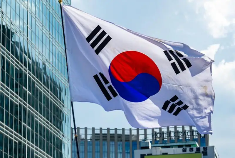 Жанубий кореяликлар расман бир-икки йилга «ёшаради»