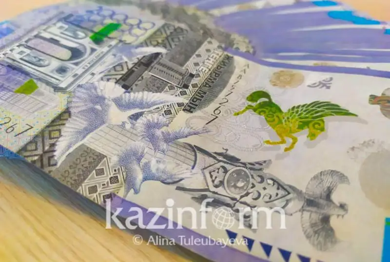 Túrkistanda 100-den astam muǵalimge tólengen qarjy bıýdjetke qaıtaryldy