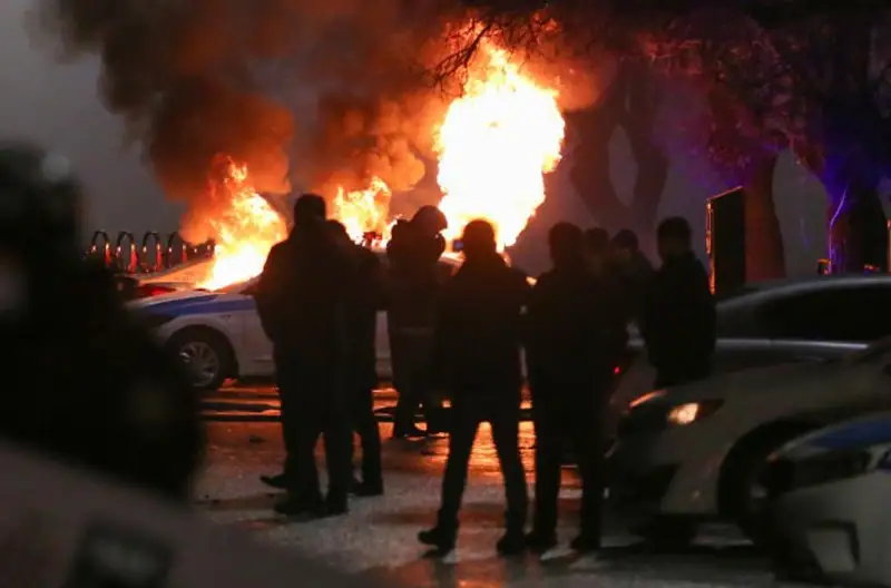 Один офицер заживо сгорел – подробности трагического января озвучила Генпрокуратура