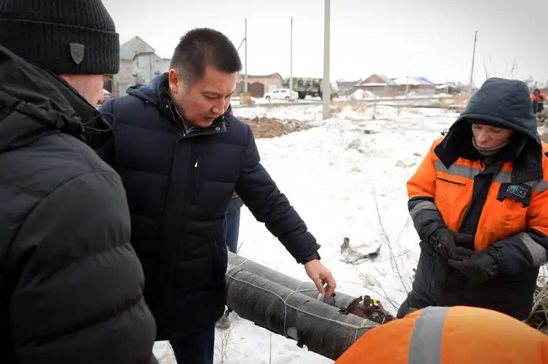 Асаин Байханов поручил не сбавлять темпы ремонта теплосетей Экибастуза