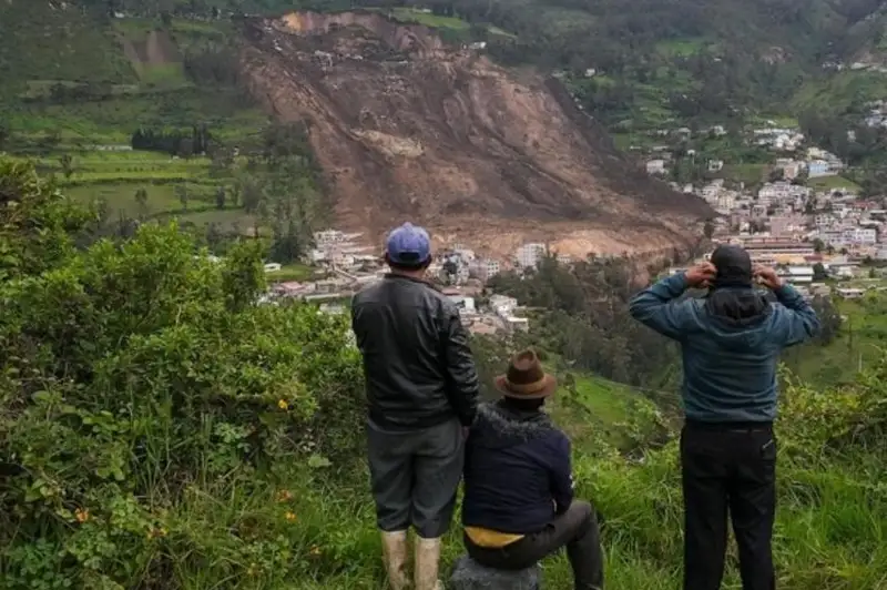 Эквадордаги кўчки қурбонлари сони 43 кишига етди