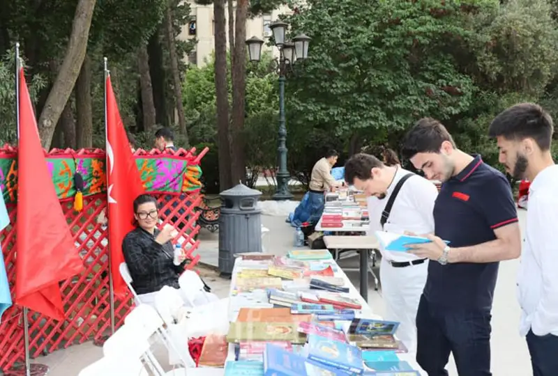 Вечер казахской литературы прошел в Баку