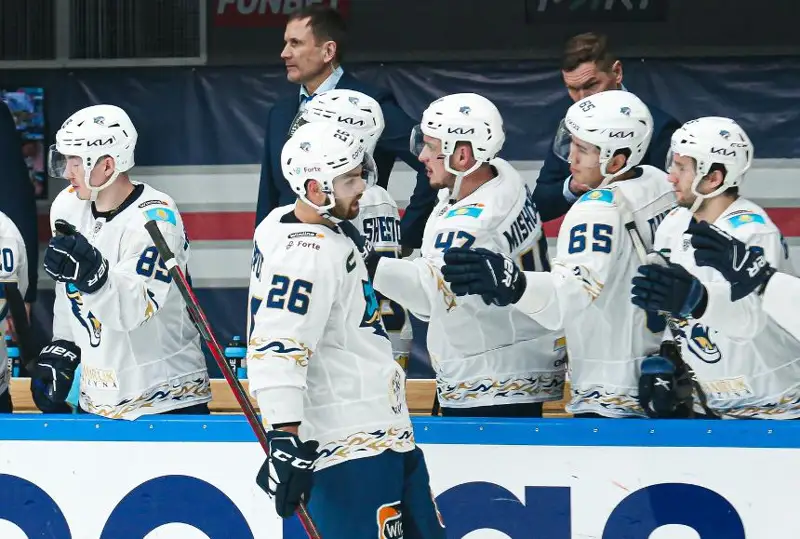 «Барыс» сыграет с одним из прямых конкурентов за попадание в плей-офф КХЛ