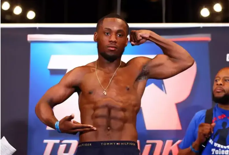 امەريكالىق بوكسشى جانىبەك الىمحان ۇلىمەن نەگە جۇدىرىقتاسقىسى كەلمەيدى؟