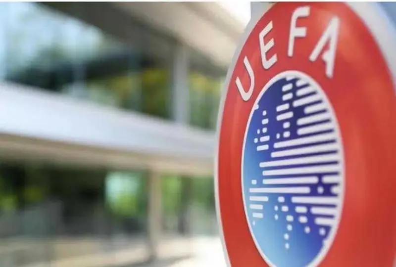 UEFA  «Ливерпул» мухлисларига товон пули тўлайди
