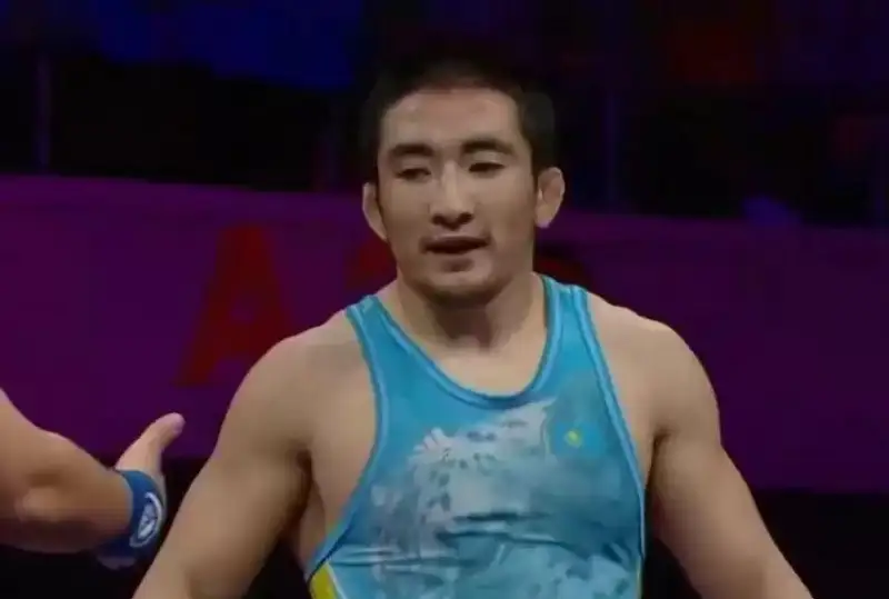 Дархан Есенғали эркин кураш бўйича Осиё чемпиони бўлди