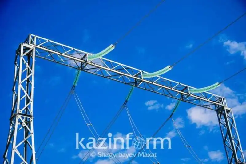 Mınıstrlik elektr qýatynyń tutyný kólemin qashyqtan esepke alatyn qurylǵy ornatýdy usyndy