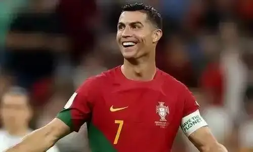 كريشتيانۋ رونالدۋ تاعى دا گيننەستىڭ رەكوردتار كىتابىنا ەندى