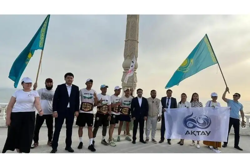 Пешком 100 населенных пунктов прошли жители Астаны и попали в Книгу рекордов