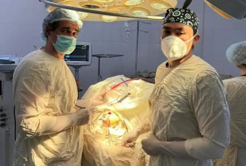 Уникальная операция по пластике дефекта кожных покровов проведена в Конаеве