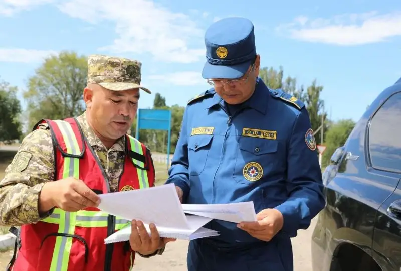 Селевые потоки затопили 92 дома близ Иссык-Куля