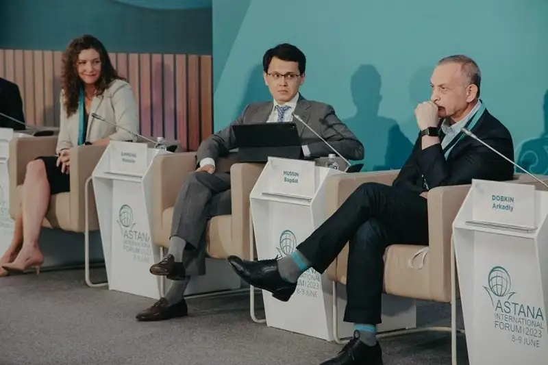 Я не ношу с собой бумажник – Багдат Мусин