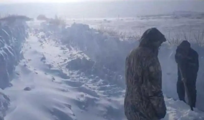 ءبىر اپتا ازىق- تۇلىك جوق: بالقاش ماڭىنداعى اۋىل قار قۇرساۋىندا قالدى