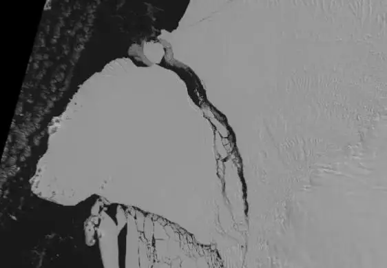 Антарктидада Лондон катталигидаги айсберг ажралиб чиқди