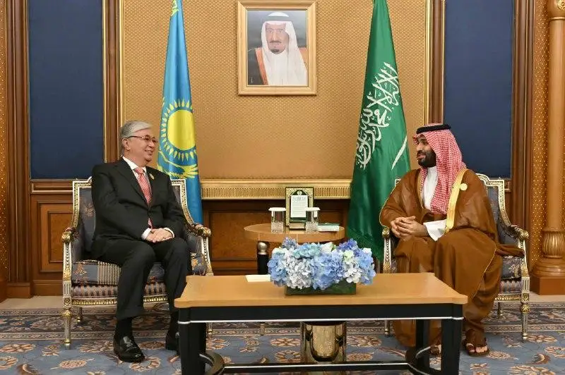 Qasym-Jomart Toqaev Saýd Arabııasynyń Taq muragerimen kezdesti