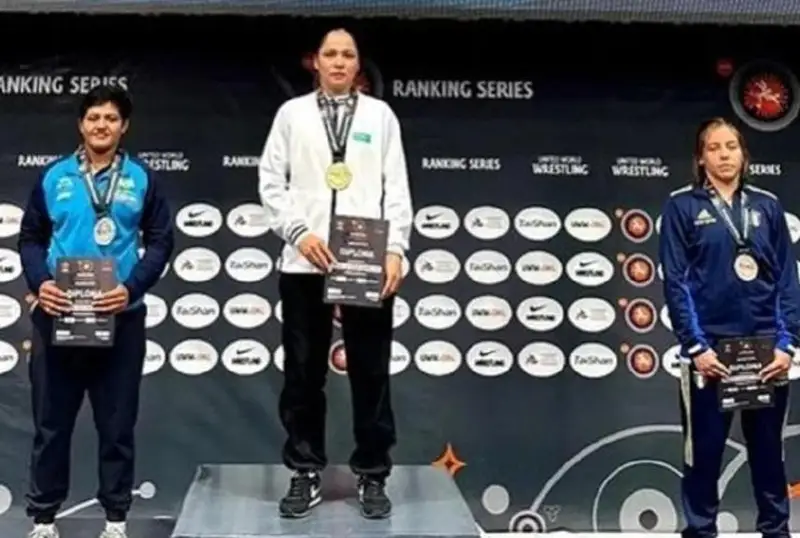 Reıtıngtik týrnırde qazaqstandyq balýandar tórt medal aldy