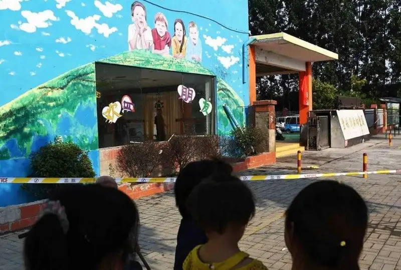 Хитойда эркак киши болалар боғчасига ҳужум қилди ва 6 кишини пичоқлади