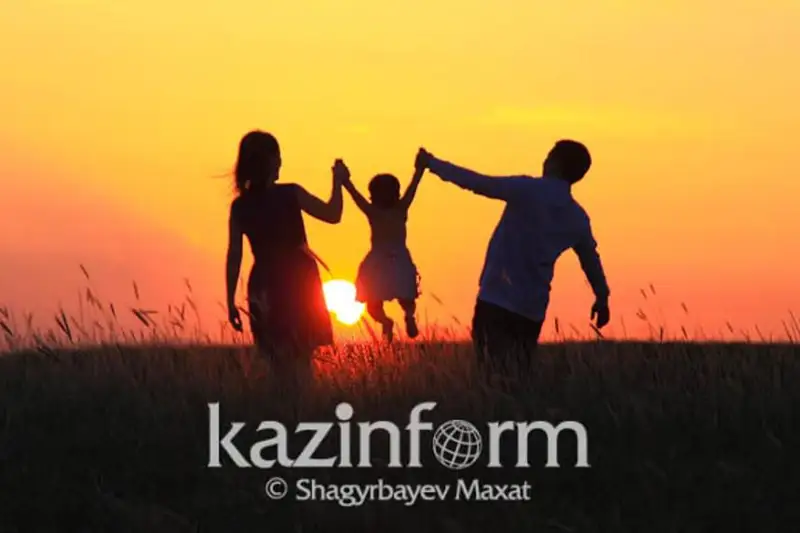 Уполномоченный орган по делам семьи, женщин, детей и молодежи могут создать в РК