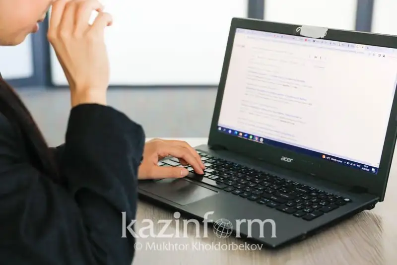 Казахстанцев обманывают, заманивая на фейковые онлайн-голосования