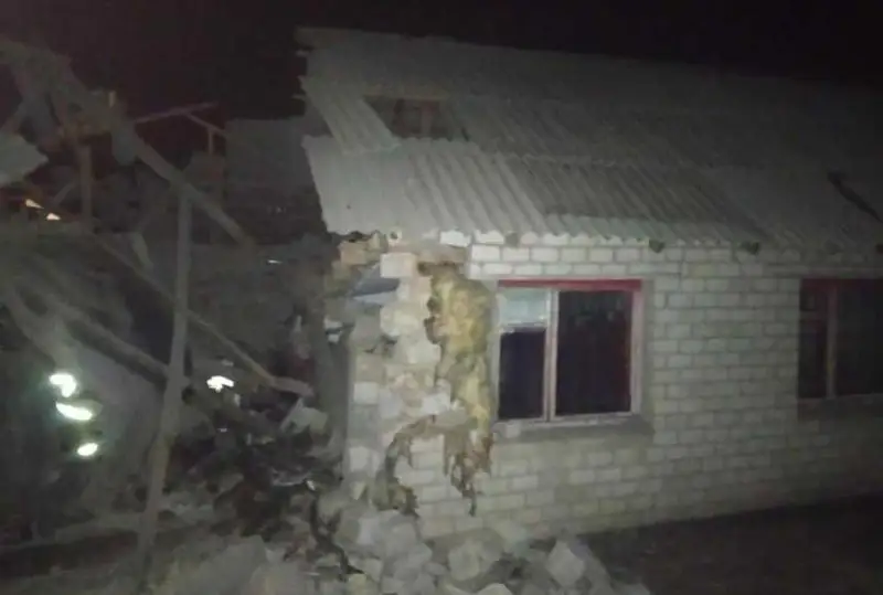 Мужчина погиб при взрыве газбаллона в Карагандинской области