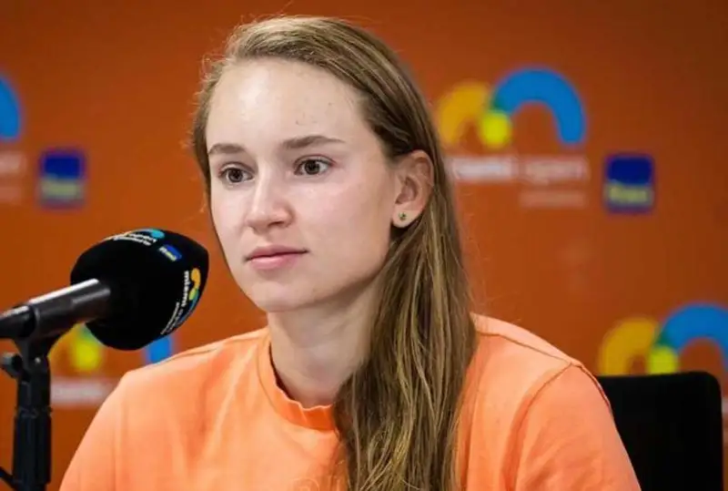 Елена Рыбакина после рекордной победы сделала красивый жест в адрес Казахстана
