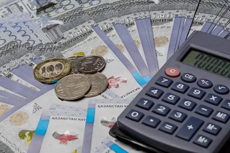 Eń tómengi jalaqynyń ósýi 1,8 mln jaldamaly jumyskerdiń kirisine áser etti
