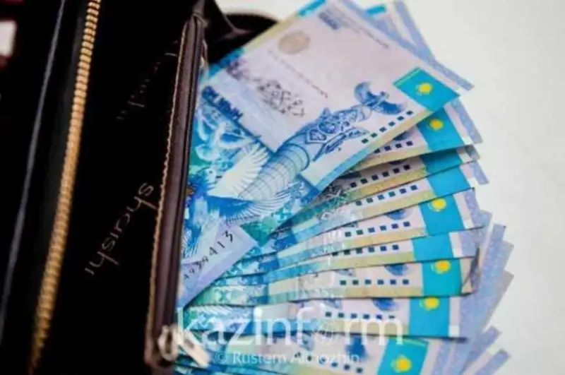 Jetisý oblysynda ortasha jalaqy 250 myń teńgeden asty