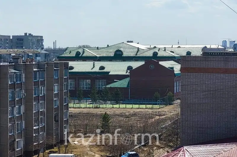 Жители Петропавловска возмутились строительством дома вблизи школы-гимназии