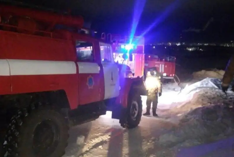 В Усть-Каменогорске сосед спас троих детей при пожаре в доме