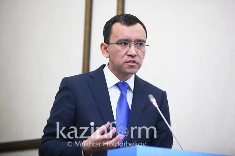 Маулен Ашимбаев выразил соболезнования семьям и близким погибших при пожаре в области Абай