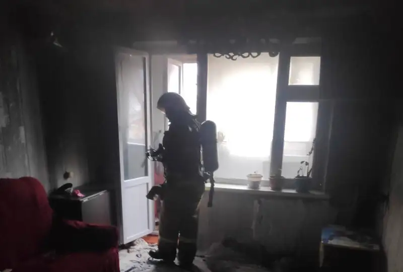 Два человека пострадали при пожаре в Жамбылской области