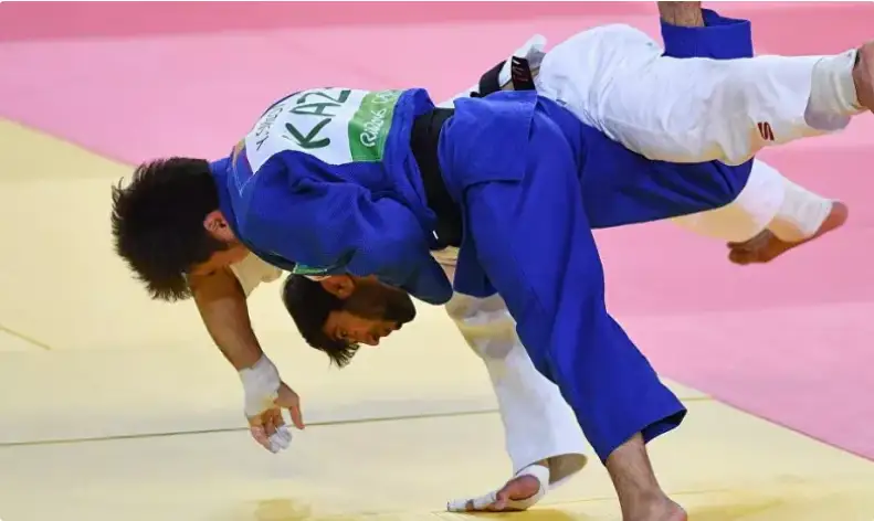 قازاقستاندا دزيۋدودان الەمدىك جارىس وتەدى