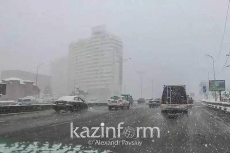 Дожди с переходом в снег, метель и заморозки ожидаются в Казахстане