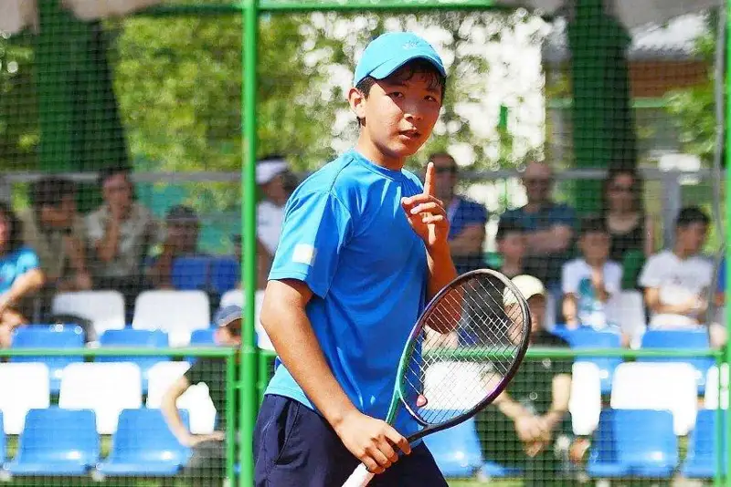 Теҳрондаги турнирда уч нафар қозоғистонлик ёш теннисчи чорак финалга чиқди