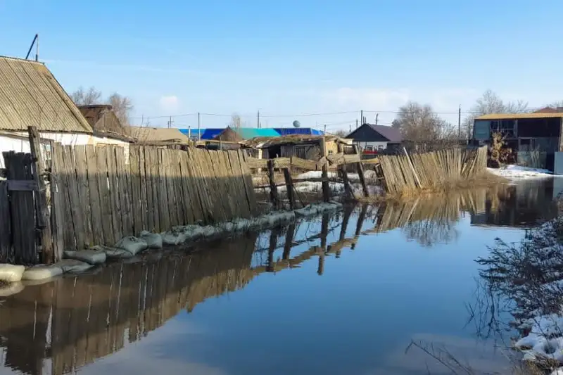 Батыс Қазақстан мен Ақтөбеде су басқан ауылдардан 240 адам эвакуацияланды – Юрий Ильин
