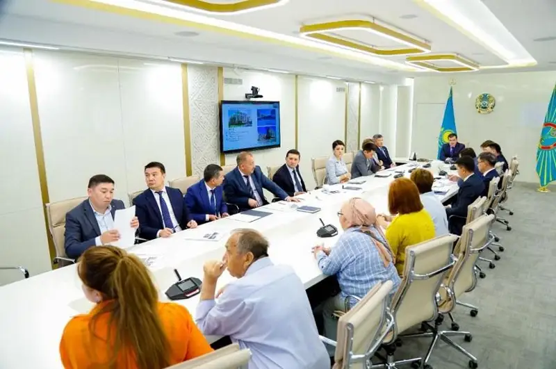 С застройщиками проблемных домов встретились аким Астаны и депутаты Мажилиса
