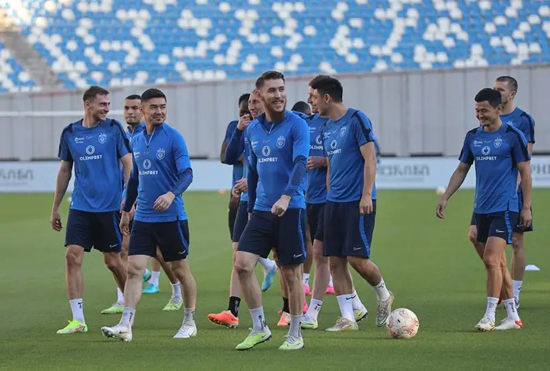 Búgin «Astana» horvatııalyq «Dınamomen» karymta oıyn ótkizedi